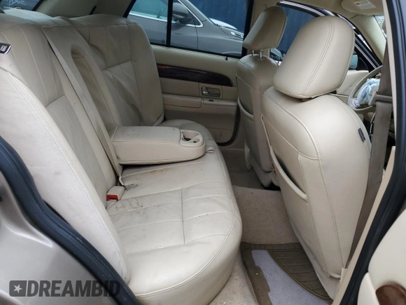 2006 Mercury Grand Marquis LS Premium z VIN 2MEHM75V46X655372, wystawiony jako Copart lot #54866655 z przebiegiem 140 863 mil mil oraz Nie do naprawy. Historia ofert i sprzedaży dostępna na DreamBid. Obrazek 10.