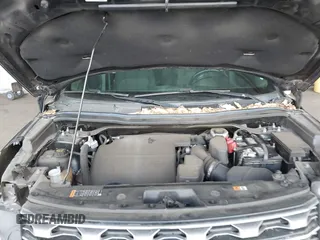 2017 Ford Explorer XLT with VIN 1FM5K7D80HGD04842, listed as a IAAI auction lot 41911091 with 90,680 mi miles and . Bid and sale history available at carsss.com. Image 10.