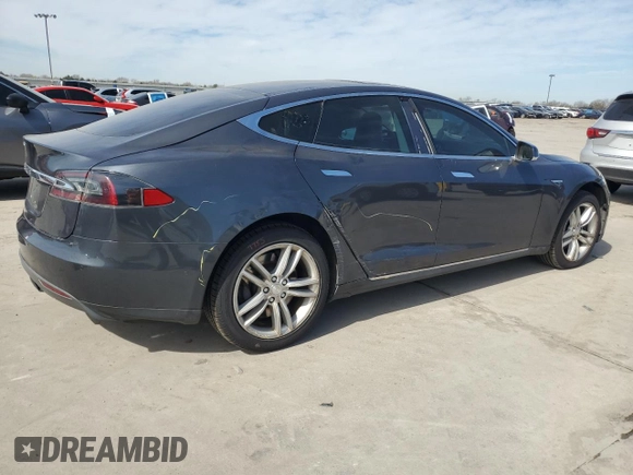 2016 Tesla Model S 70 with VIN 5YJSA1E17GF121312, listed as a Copart auction lot 44736965 with 116,661 mi miles and Salvage title. Bid and sale history available at DreamBid. Image 3.