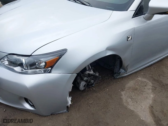 2013 Lexus CT 200h Hybrid with VIN JTHKD5BH2D2153162, listed as a IAAI auction lot 41772415 with 118880 miles. Bid and sale history available at carsss.com. Image 6.
