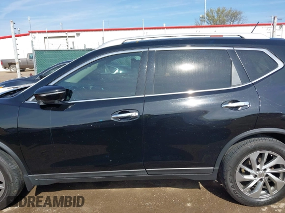 2014 Nissan Rogue SV with VIN 5N1AT2MTXEC768212, listed as a IAAI auction lot 42094093 with 93,685 mi miles and . Bid and sale history available at carsss.com. Image 15.