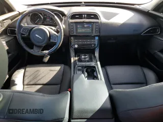 2018 Jaguar XE 25t Premium with VIN SAJAD4FX7JCP35886, listed as a Copart auction lot 77503834 with 62,660 mi miles and Clean Title. Bid and sale history available at carsss.com. Image 8.