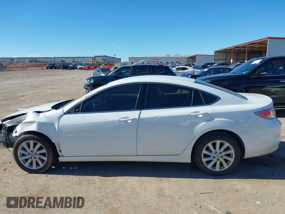 2011 Mazda 6 i Grand Touring с VIN 1YVHZ8CH5B5M15839, выставлен на аукционе IAAI как лот 41223842 с пробегом 181 744 миль миль и . История ставок и продаж доступна на DreamBid. Изображение 14.