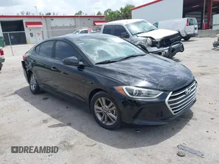 2017 Hyundai Elantra SE z VIN KMHD84LF3HU060467, wystawiony jako IAAI lot #42440716 z przebiegiem 70 022 mil mil oraz . Historia ofert i sprzedaży dostępna na DreamBid. Obrazek 1.