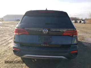 2024 Volkswagen Taos S z VIN 3VV5X7B20RM122992, wystawiony jako Copart lot #44346665 z przebiegiem 6 844 mil mil oraz Szkoda całkowita • Salvage title. Historia ofert i sprzedaży dostępna na DreamBid. Obrazek 6.