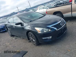 2015 Nissan Altima S with VIN 1N4AL3AP8FC483436, listed as a IAAI auction lot 41633551 with 174,889 mi miles and . Bid and sale history available at DreamBid. Image 1.