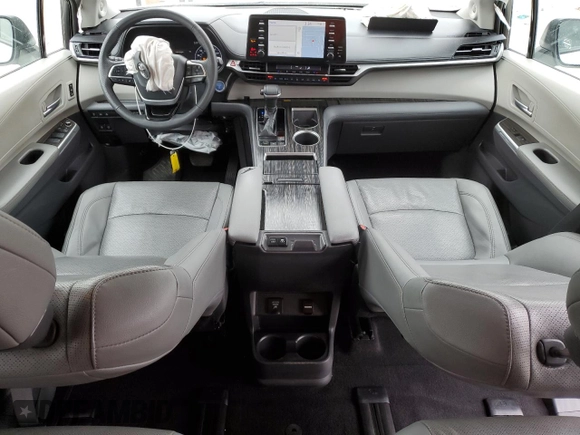 2021 Toyota Sienna Limited with VIN 5TDZRKEC9MS043492, listed as a Copart auction lot 42802965 with 85,190 mi miles and Salvage Title. Bid and sale history available at carsss.com. Image 8.