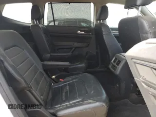 2018 Volkswagen Atlas SEL Premium z VIN 1V2NR2CAXJC539249, wystawiony jako Copart lot #55992035 z przebiegiem 132 814 mil mil oraz Szkoda całkowita • Salvage title. Historia ofert i sprzedaży dostępna na DreamBid. Obrazek 10.