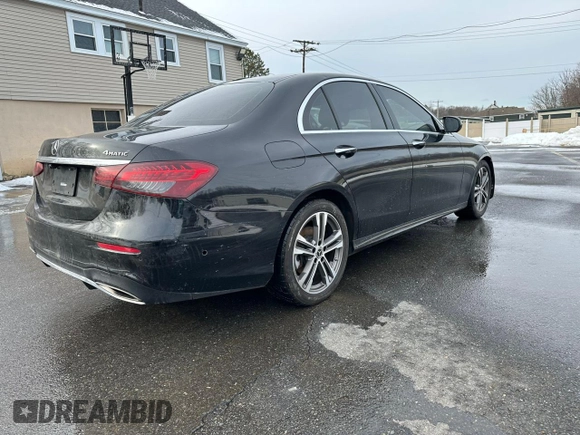 2021 Mercedes-Benz E-Class E 350 with VIN W1KZF8EB2MA948727, listed as a Copart auction lot 44001685 with 86,358 mi miles and Clean Title. Bid and sale history available at carsss.com. Image 3.