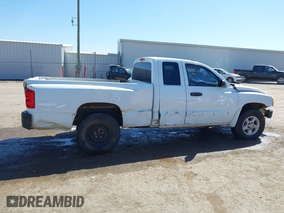 2006 Dodge Dakota ST with VIN 1D7HE22KX6S626639, listed as a IAAI auction lot 41791468 with 181,327 mi miles and . Bid and sale history available at DreamBid. Image 14.