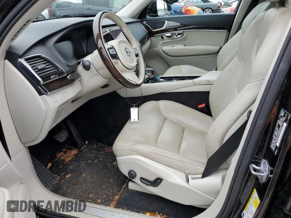 2016 Volvo XC90 T6 Momentum with VIN YV4A22PK1G1093887, listed as a Copart auction lot 69222102 with 67,022 mi miles. Bid and sale history available at carsss.com. Image 7.