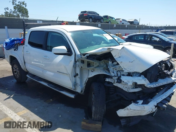 2016 Toyota Tacoma SR5 with VIN 5TFAX5GN8GX053836, listed as a IAAI auction lot 41973740 with 191,653 mi miles. Bid and sale history available at carsss.com. Image 1.