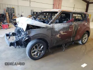 2024 Kia Soul LX with VIN KNDJ23AU3R7898079, listed as a Copart auction lot 45732825 with 0 mi miles and Non Repairable. Bid and sale history available at carsss.com. Image 1.