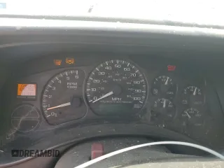 2002 Chevrolet Suburban LS с VIN 3GNEC16Z62G173455, выставлен на аукционе Copart как лот 51248445 с пробегом 275 412 миль миль и Списание • Salvage title. История ставок и продаж доступна на DreamBid. Изображение 9.