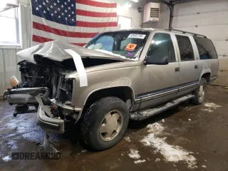 1999 GMC Suburban with VIN 1GKFK16R5XJ742953, listed as a Copart auction lot 42632795 with 253,432 mi miles and Clean Title. Bid and sale history available at carsss.com. Image 1.