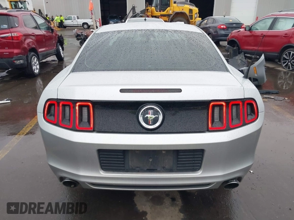 2013 Ford Mustang V6 with VIN 1ZVBP8AM1D5209466, listed as a IAAI auction lot 41529149 with 88,028 mi miles and . Bid and sale history available at carsss.com. Image 17.