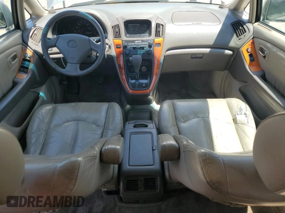 2000 Lexus RX 300 z VIN JT6HF10U8Y0160740, wystawiony jako Copart lot #57842695 z przebiegiem 231 690 mil mil oraz Tytuł czysty. Historia ofert i sprzedaży dostępna na DreamBid. Obrazek 8.