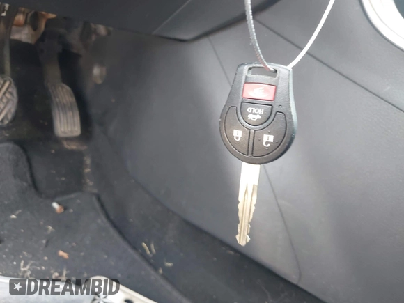 2014 Nissan Sentra SV with VIN 1N4AB7AP8EN854236, listed as a IAAI auction lot 42198932 with 136,118 mi miles and . Bid and sale history available at DreamBid. Image 11.