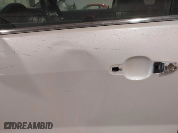 2016 Chevrolet Traverse LT with VIN 1GNKVGKD9GJ344571, listed as a IAAI auction lot 41415862 with 256,590 mi miles and . Bid and sale history available at DreamBid. Image 17.