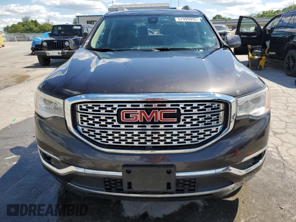 2017 GMC Acadia Denali z VIN 1GKKNXLS5HZ239863, wystawiony jako Copart lot #57999995 z przebiegiem 97 076 mil mil oraz Szkoda całkowita • Salvage title. Historia ofert i sprzedaży dostępna na DreamBid. Obrazek 5.