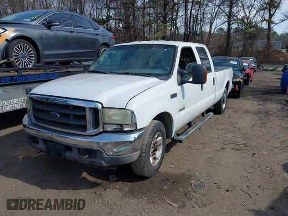 2004 Ford F-250 XL z VIN 1FTNW20PX4EB22435, wystawiony jako IAAI lot #41727810 z przebiegiem 199 800 mil mil oraz . Historia ofert i sprzedaży dostępna na DreamBid. Obrazek 2.