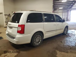 2015 Chrysler Town & Country Touring with VIN 2C4RC1BG4FR673211, listed as a Copart auction lot 51373025 with 142,501 mi miles and Clean Title. Bid and sale history available at carsss.com. Image 3.