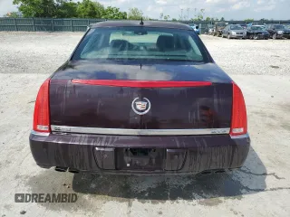 2008 Cadillac DTS 1SD z VIN 1G6KD57Y58U104142, wystawiony jako Copart lot #55274255 z przebiegiem 229 226 mil mil oraz Szkody całkowita. Historia ofert i sprzedaży dostępna na DreamBid. Obrazek 6.
