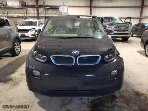 2015 BMW i3 with VIN WBY1Z4C57FV504564, listed as a Copart auction lot 37038723 with 0 mi miles. Bid and sale history available at carsss.com. Image 5.