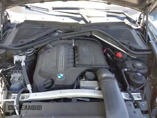 2012 BMW X6 35i z VIN 5UXFG2C53CL782126, wystawiony jako IAAI lot #42005838 z przebiegiem 124 646 mil mil oraz . Historia ofert i sprzedaży dostępna na DreamBid. Obrazek 10.