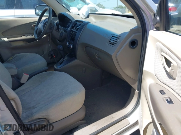 2008 Hyundai Tucson GLS with VIN KM8JM12B98U919525, listed as a IAAI auction lot 42180675 with 0 mi miles. Bid and sale history available at carsss.com. Image 5.