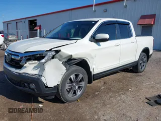 2017 Honda Ridgeline RTL-T z VIN 5FPYK3F69HB038048, wystawiony jako IAAI lot #42583177 z przebiegiem 183 564 mil mil oraz . Historia ofert i sprzedaży dostępna na DreamBid. Obrazek 18.
