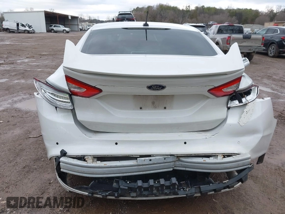 2014 Ford Fusion SE with VIN 3FA6P0HR3ER128514, listed as a IAAI auction lot 41579517 with 160,872 mi miles. Bid and sale history available at carsss.com. Image 6.
