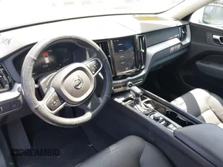 2020 Volvo XC60 Momentum z VIN YV4102DK8L1429104, wystawiony jako IAAI lot #42432652 z przebiegiem 35 429 mil mil oraz . Historia ofert i sprzedaży dostępna na DreamBid. Obrazek 21.