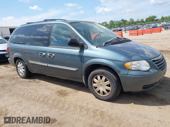 2006 Chrysler Town & Country Touring z VIN 2A4GP54L56R759683, wystawiony jako IAAI lot #42525277 z przebiegiem 107 319 mil mil oraz . Historia ofert i sprzedaży dostępna na DreamBid. Obrazek 1.