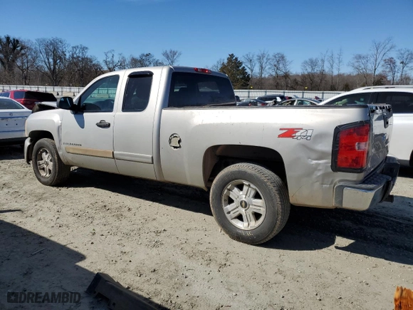 2007 Chevrolet Silverado 1500 LT w/1LT with VIN 2GCEK19J471627526, listed as a Copart auction lot 46265675 with 373,208 mi miles and Salvage Title. Bid and sale history available at carsss.com. Image 2.