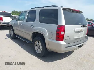 2008 Chevrolet Tahoe 3LT with VIN 1GNFK13078R166603, listed as a IAAI auction lot 42258023 with 282,911 mi miles and . Bid and sale history available at DreamBid. Image 3.