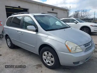 2008 Kia Sedona with VIN KNDMB133086255036, listed as a IAAI auction lot 41923884 with 269,470 mi miles. Bid and sale history available at carsss.com. Image 1.