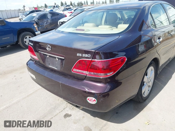 2005 Lexus ES 350 z VIN JTHBA30G455131431, wystawiony jako IAAI lot #41900309 z przebiegiem Nie podano mil oraz . Historia ofert i sprzedaży dostępna na DreamBid. Obrazek 17.
