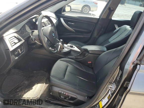 2013 BMW 3 Series 328i xDrive with VIN WBA3B5G5XDNS03246, listed as a Copart auction lot 58246795 with 181,438 mi miles and Clean title. Bid and sale history available at DreamBid. Image 7.