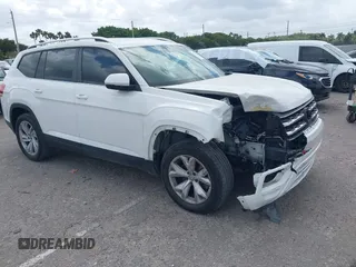 2018 Volkswagen Atlas SE with VIN 1V2CR2CA2JC540676, listed as a IAAI auction lot 41915861 with 78,225 mi miles and . Bid and sale history available at DreamBid. Image 1.