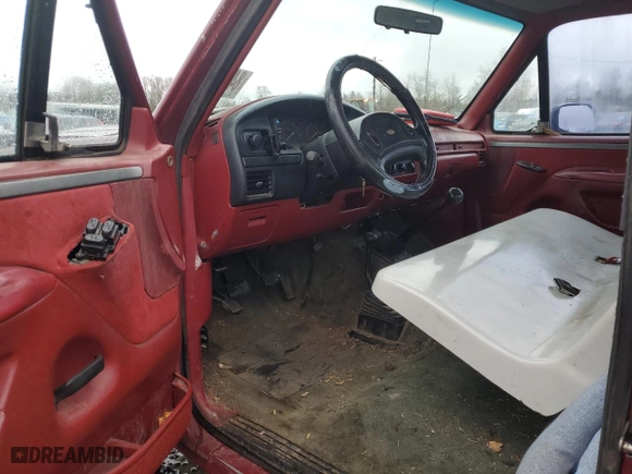 1992 Ford F-250 HD with VIN 1FTHX26GXNKB43435, listed as a Copart auction lot 84266234 with 201,539 mi miles and Salvage Title. Bid and sale history available at carsss.com. Image 8.