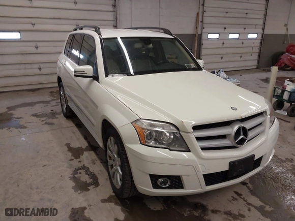 2012 Mercedes-Benz GLK-Class GLK 350 with VIN WDCGG8HB6CF867834, listed as a IAAI auction lot 41730716 with 146,044 mi miles. Bid and sale history available at carsss.com. Image 1.