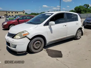 2011 Nissan Versa S z VIN 3N1BC1CP0BL509917, wystawiony jako Copart lot #58428965 z przebiegiem 146 426 mil mil oraz Szkoda całkowita • Salvage title. Historia ofert i sprzedaży dostępna na DreamBid. Obrazek 1.