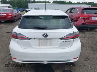 2012 Lexus CT 200h с VIN JTHKD5BH3C2066143, выставлен на аукционе IAAI как лот 42381163 с пробегом 45 355 миль миль и . История ставок и продаж доступна на DreamBid. Изображение 15.