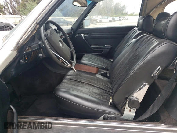 1975 Mercedes-Benz S с VIN 10704412044915, выставлен на аукционе Copart как лот 55523845 с пробегом 147 301 миль миль и Чистый • Clean title. История ставок и продаж доступна на DreamBid. Изображение 7.