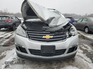 2015 Chevrolet Traverse LT with VIN 1GNKVGKD3FJ364782, listed as a Copart auction lot 45192055 with 112,975 mi miles and Clean Title. Bid and sale history available at DreamBid. Image 5.