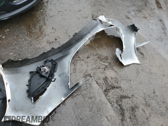 2012 Mazda 5 Touring z VIN JM1CW2CL8C0128309, wystawiony jako Copart lot #57406435 z przebiegiem 122 426 mil mil oraz Szkoda całkowita • Salvage title. Historia ofert i sprzedaży dostępna na DreamBid. Obrazek 13.