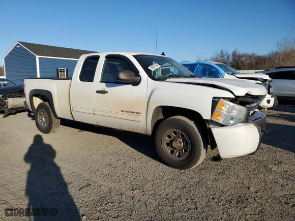 2011 Chevrolet Silverado 1500 LS with VIN 1GCRKREA2BZ265640, listed as a Copart auction lot 80067824 with 187,757 mi miles and Non Repairable. Bid and sale history available at carsss.com. Image 4.