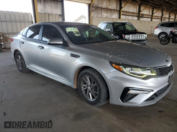 2020 Kia Optima LX z VIN 5XXGT4L31LG382738, wystawiony jako Copart lot #55754205 z przebiegiem 91 605 mil mil oraz Szkoda całkowita • Salvage title. Historia ofert i sprzedaży dostępna na DreamBid. Obrazek 4.