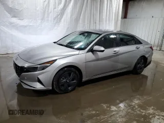 2023 Hyundai Elantra SEL z VIN 5NPLM4AG5PH101245, wystawiony jako Copart lot #57214905 z przebiegiem 55 753 mil mil oraz Szkoda całkowita • Salvage title. Historia ofert i sprzedaży dostępna na DreamBid. Obrazek 1.